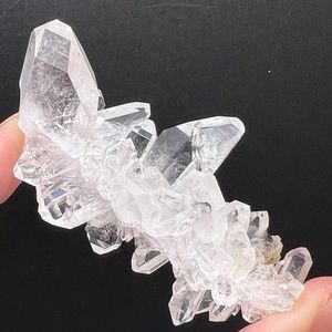 Brookite on Faden Quartz with Calcite